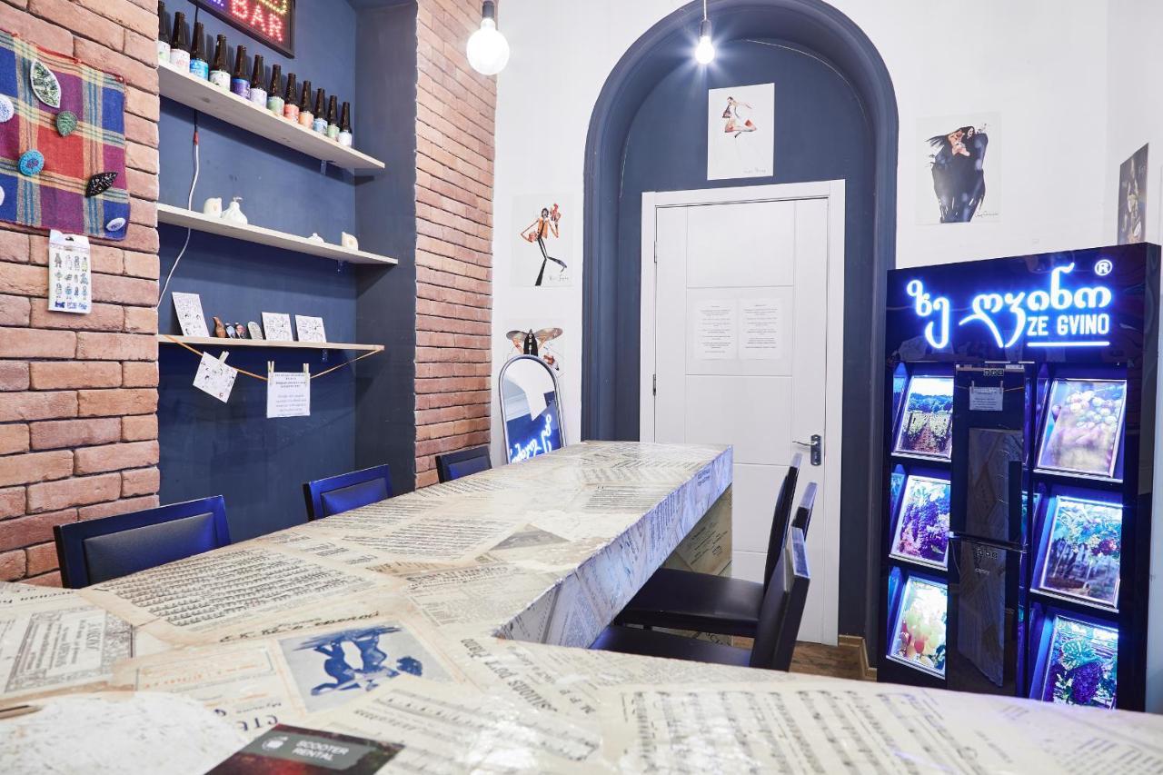 Moosica Hostel Тбилиси Экстерьер фото