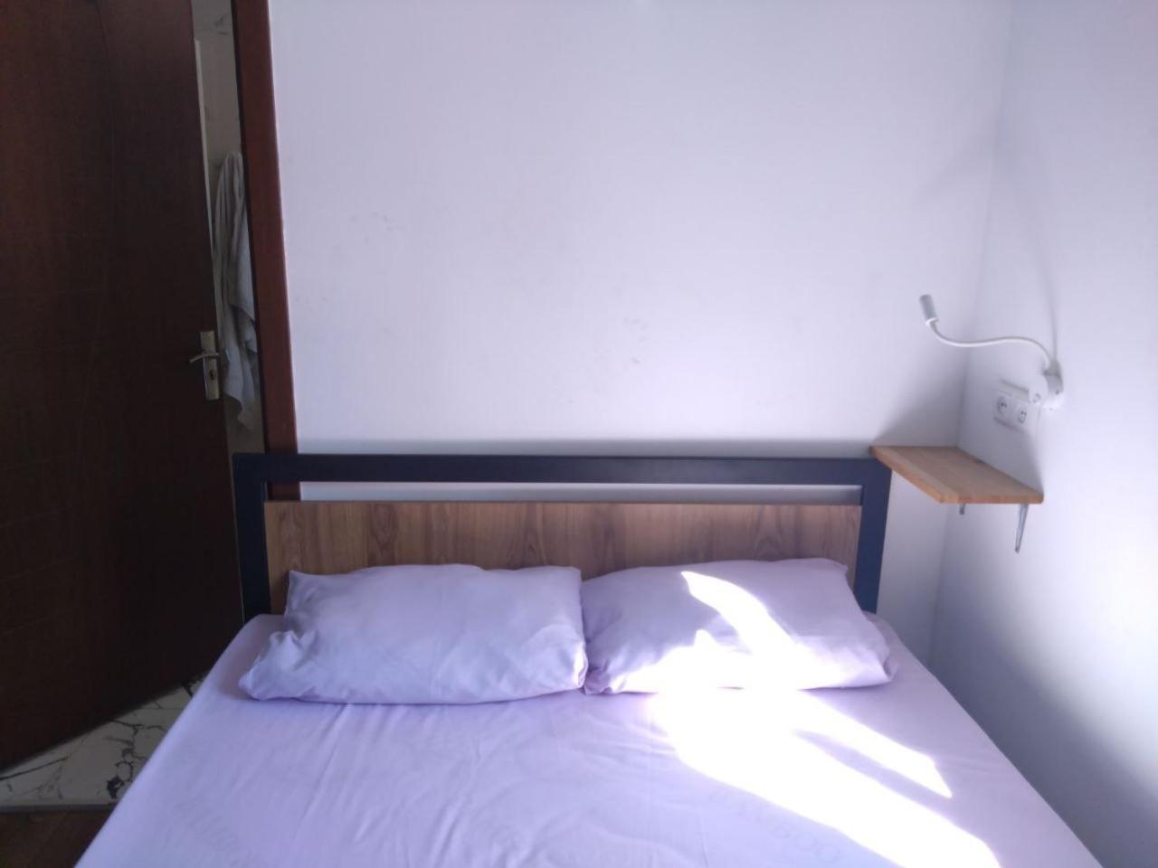 Moosica Hostel Тбилиси Экстерьер фото