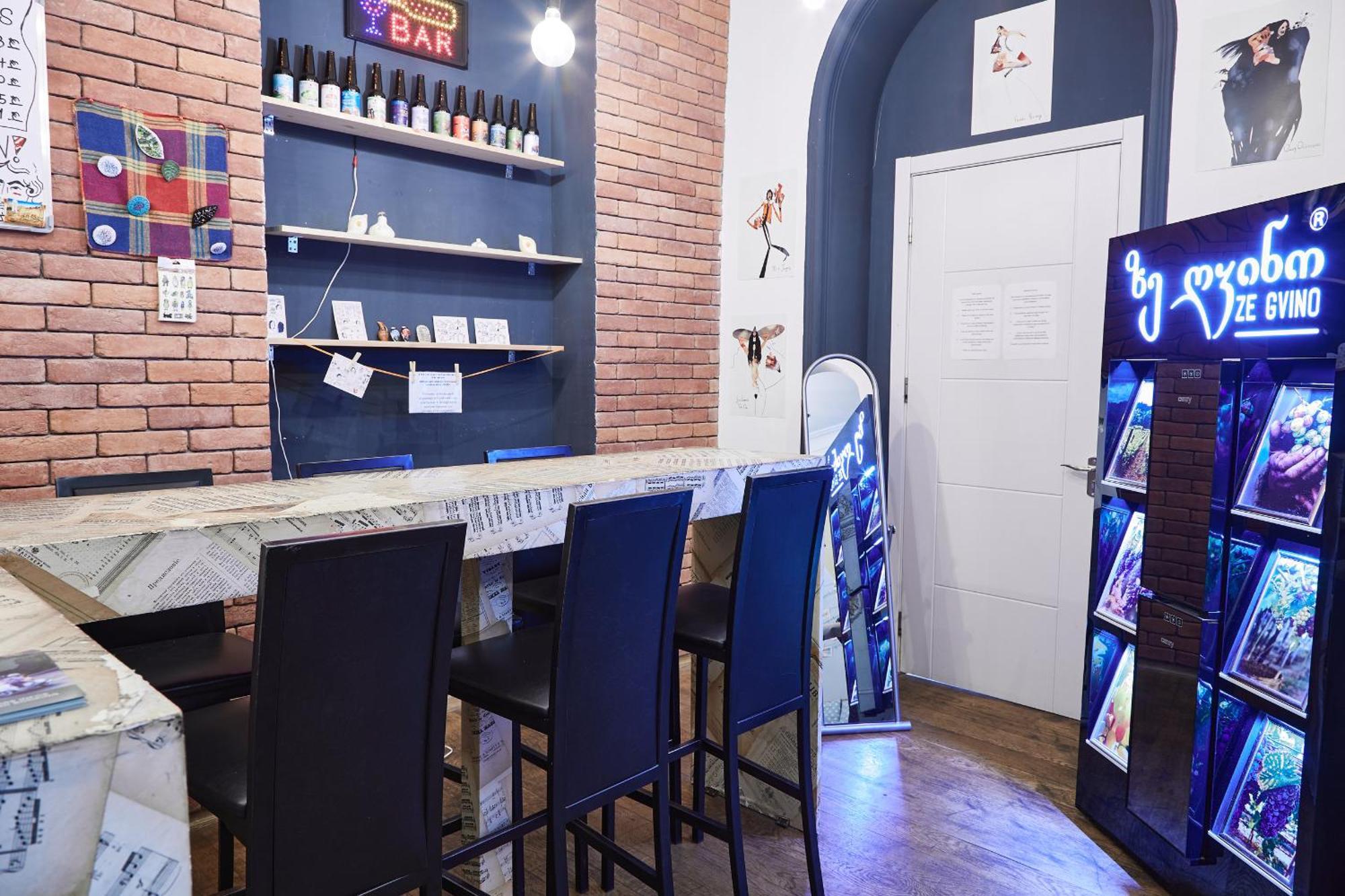 Moosica Hostel Тбилиси Экстерьер фото