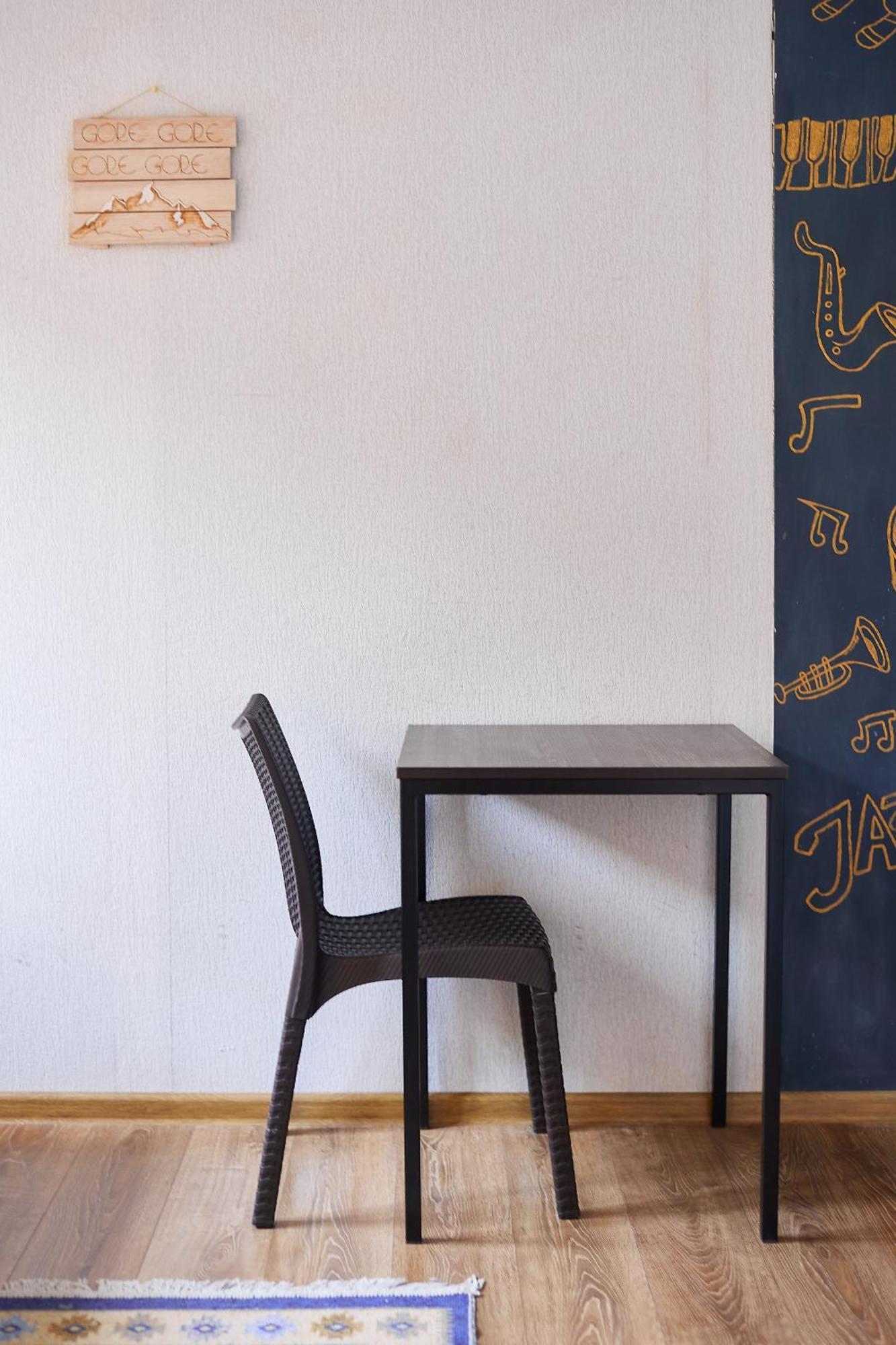 Moosica Hostel Тбилиси Экстерьер фото